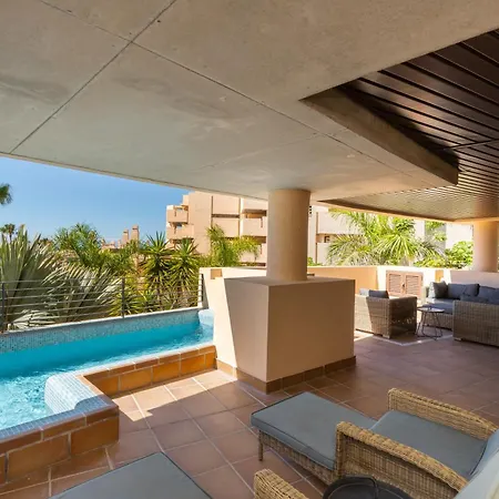 Bahia Boutique Estepona